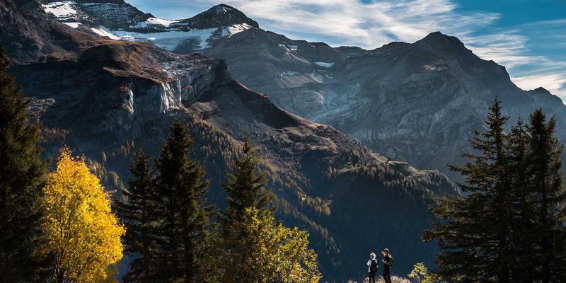 主题婚礼策划指南：如何融合婚纱摄影与婚礼布置打造独一无二的风格