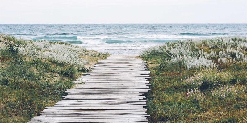 婚礼甜品台与蛋糕设计灵感：如何与婚纱摄影、婚礼布置完美呼应主题