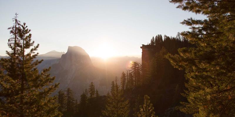 婚礼策划预算如何分配才合理？掌握这四大核心，让您的婚庆服务物超所值