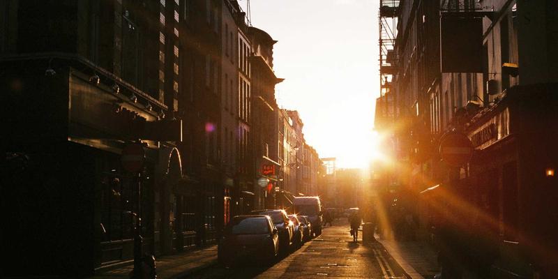 跨文化婚礼策划的艺术：融合双方传统的仪式设计与婚庆服务全攻略